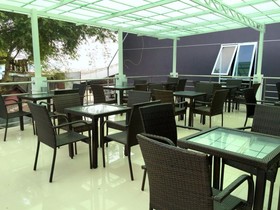 Sea Breeze Resort