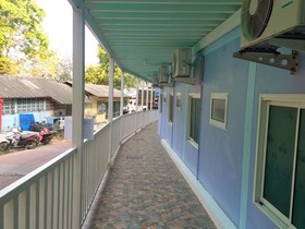 Sea Breeze Resort