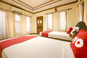 Tom Pizza Resort by OYO Rooms