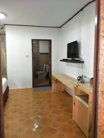Tonsak Resort