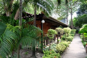 Tonsak Resort
