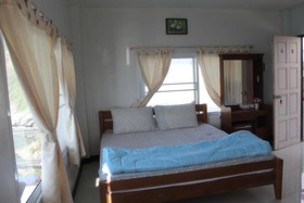 Koh Sichang Unseen Resort