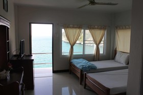 Koh Sichang Unseen Resort