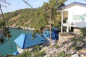 Koh Sichang Unseen Resort