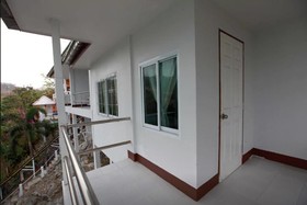 Koh Sichang Unseen Resort