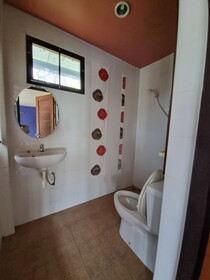 Sawasdee Sichang Resort