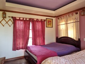 Sawasdee Sichang Resort