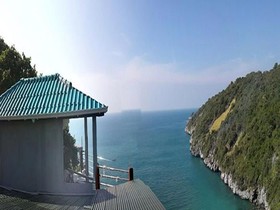 Yellow House Koh Sichang
