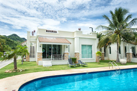 Oriental Beach Pearl
