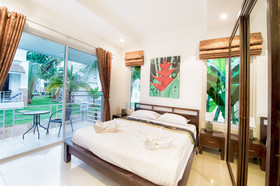 Oriental Beach Pearl