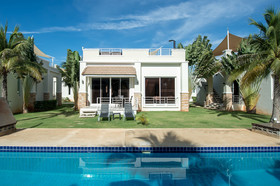 Oriental Beach Pearl