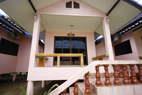 Chaiwat Resort