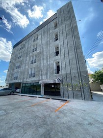 Newman Hotel