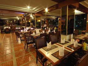 Lopburi Inn