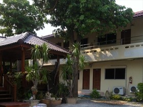 Rachaphruk Resort
