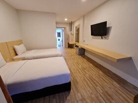 The Charlotte Smart Hotel