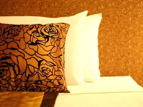 Juntra Resort & Hotel