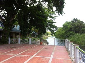Riviera Villa