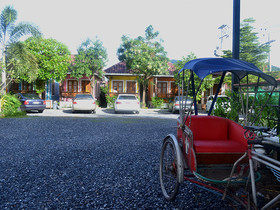Toffee House Resort