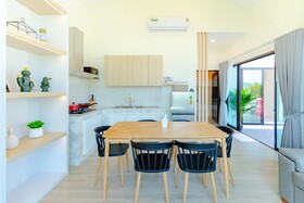 Villa Paramount 2