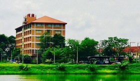 AK Terrace