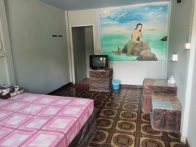 77 Resort