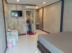 77 Resort