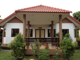 Baan Kin Lom Chom Daw