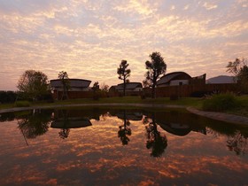 Boribot Pool Resort