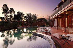 Boribot Pool Resort