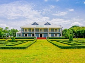 Chateau de Khaoyai Hotel & Resort