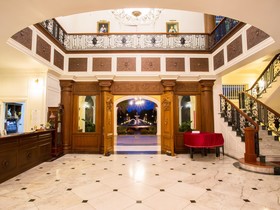 Chateau de Khaoyai Hotel & Resort