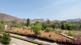 James Mandarin Khaoyai