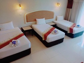 James Mandarin Khaoyai
