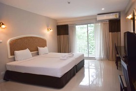 James Mandarin Khaoyai