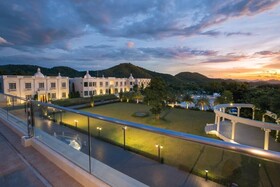 Jupiter Trevi Resort and Spa