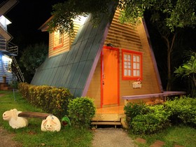 Kanghanrak Theme Houses