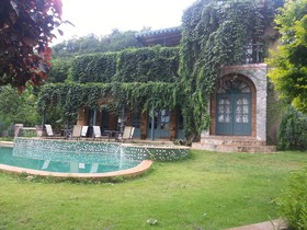 Ozono Italia Poll Villa