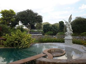 Ozono Italia Poll Villa