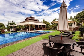 Phukumhom Resort