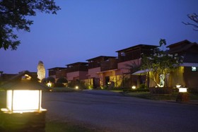 Phukumhom Resort
