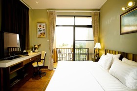 Phukumhom Resort
