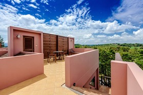 Phukumhom Resort