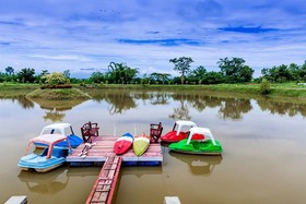 Phukumhom Resort