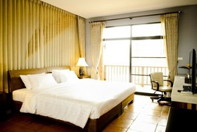 Phukumhom Resort