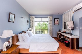 Phukumhom Resort