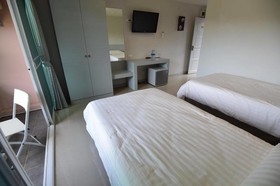 Rose Villa Resort