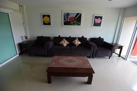 Rose Villa Resort