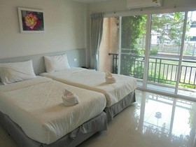 Rose Villa Resort