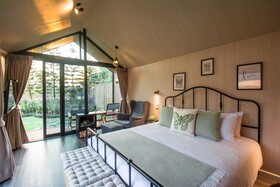Thara Dara Khaoyai